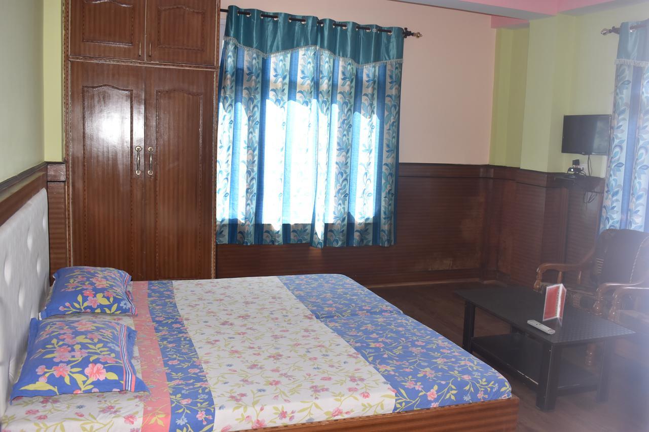 Hotel Snow Flake Rāmpur Kültér fotó